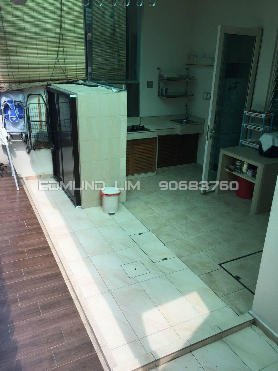 Mimosa Terrace (D28), Terrace #81386172
